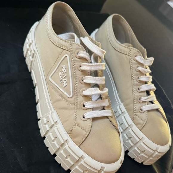 Prada platform sneaker shoes nylon.Authentic from beverly boutique. - Picture 4 of 15